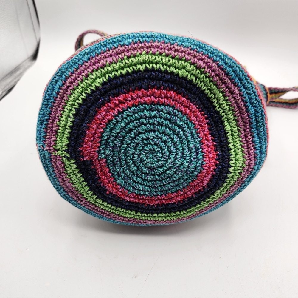 Multicolor Geometric Patterned Bucket Bag Wayuu Mochila Columbia - Picture 5 of 6